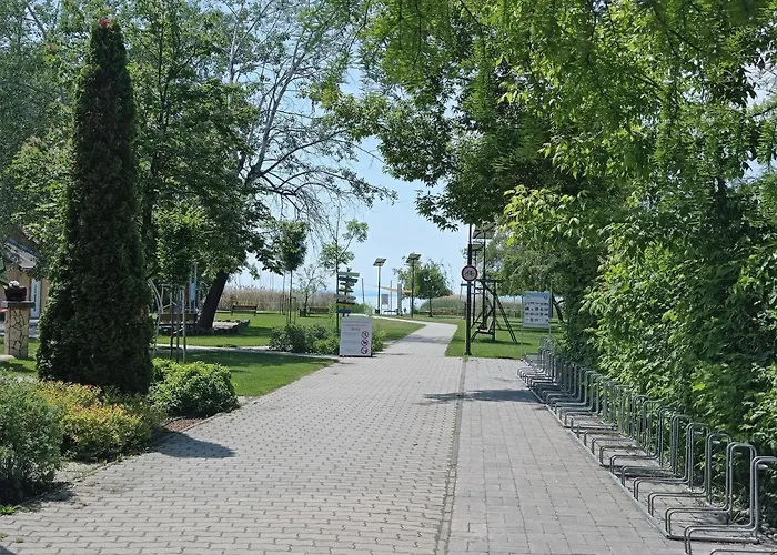 Nosztalgia 度假居 *